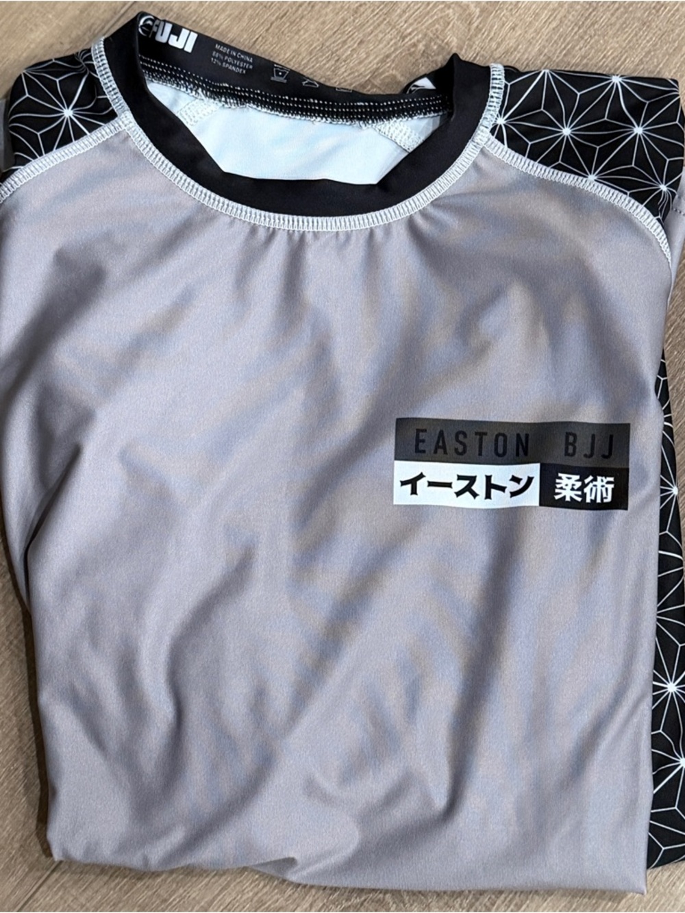 Easton Training Center‎ Jiu Jitsu & Muay Thai Rash Guard - Gray & Black - Picture 8 of 11